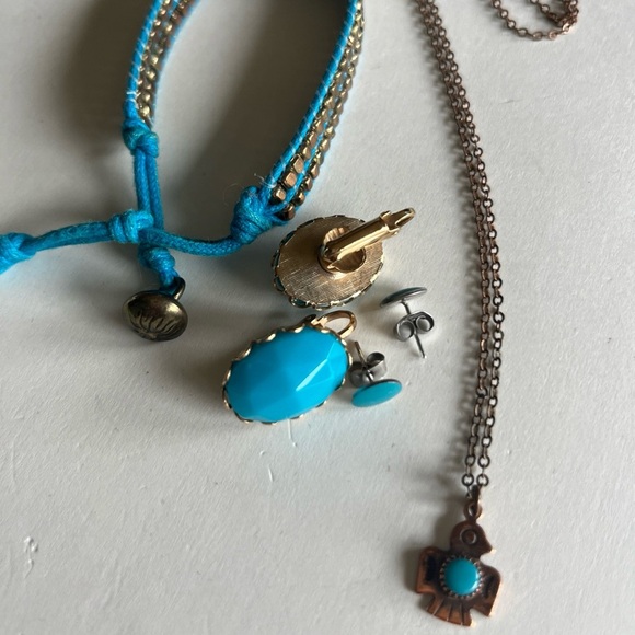 Vintage Petite Turquoise Copper Thunderbird Necklace & Coordinating Accessories - Picture 10 of 13